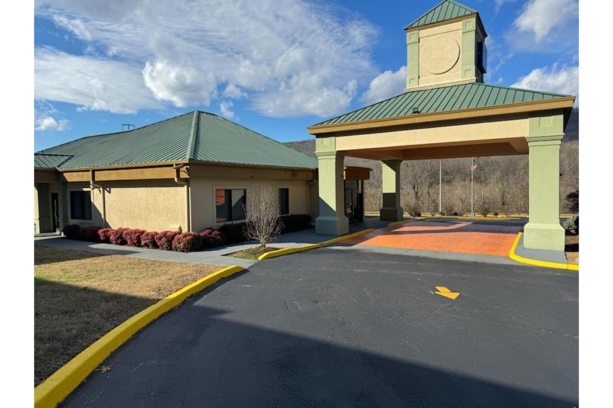 Harriman Quality Inn מראה חיצוני תמונה